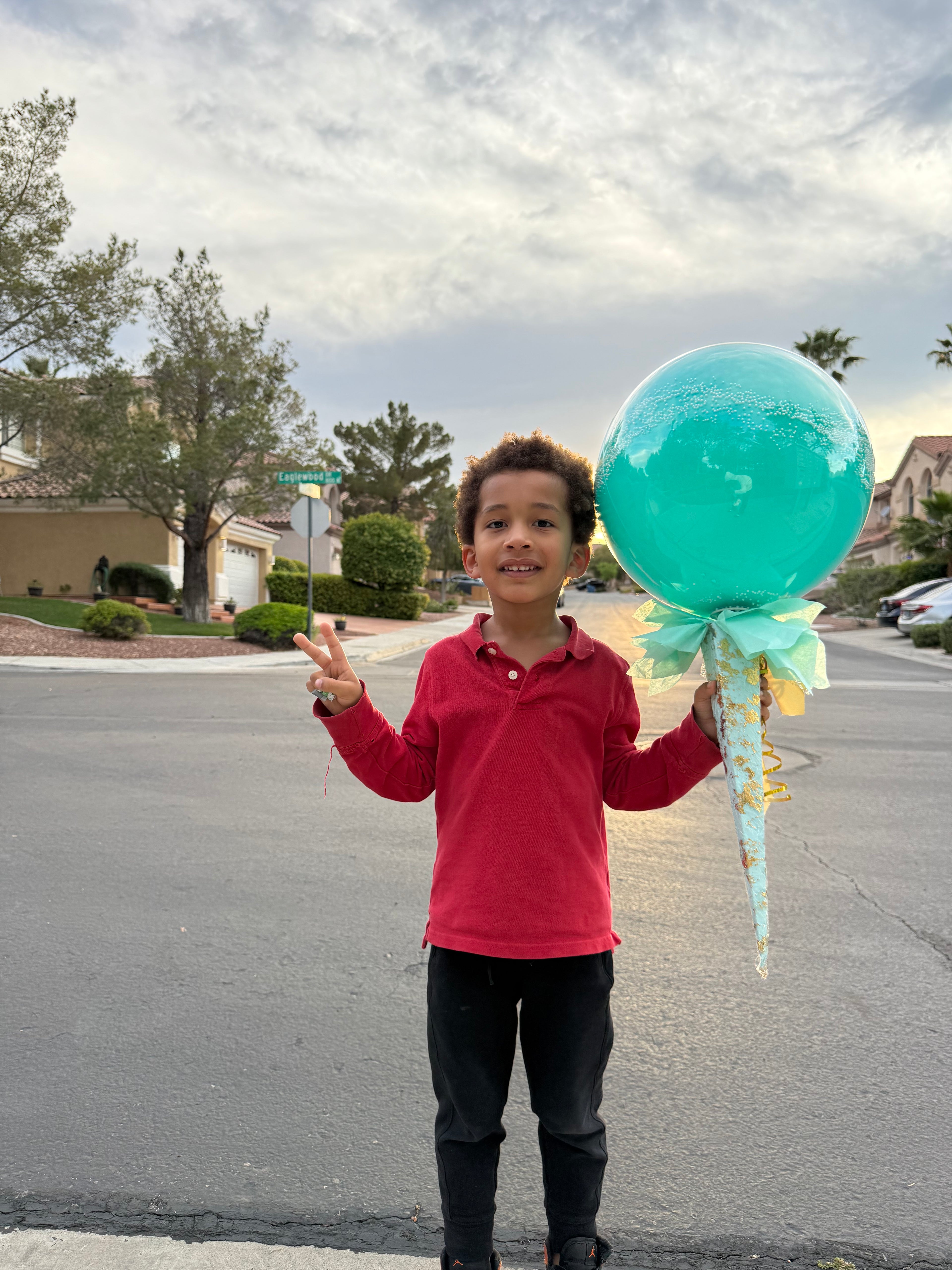 Teal Pearl Bubble Cone
