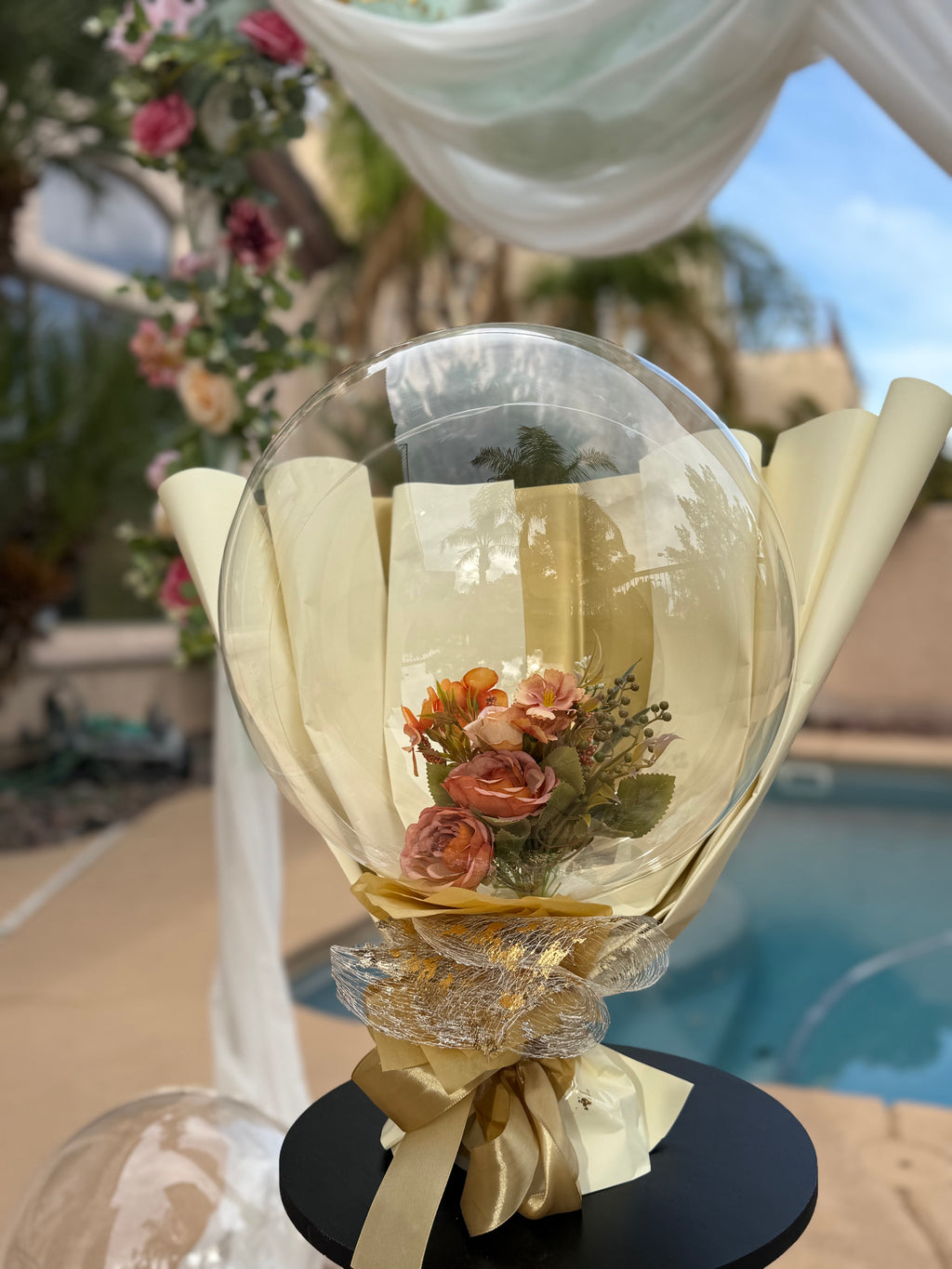 GOLDEN BLOOM BUBBLE
