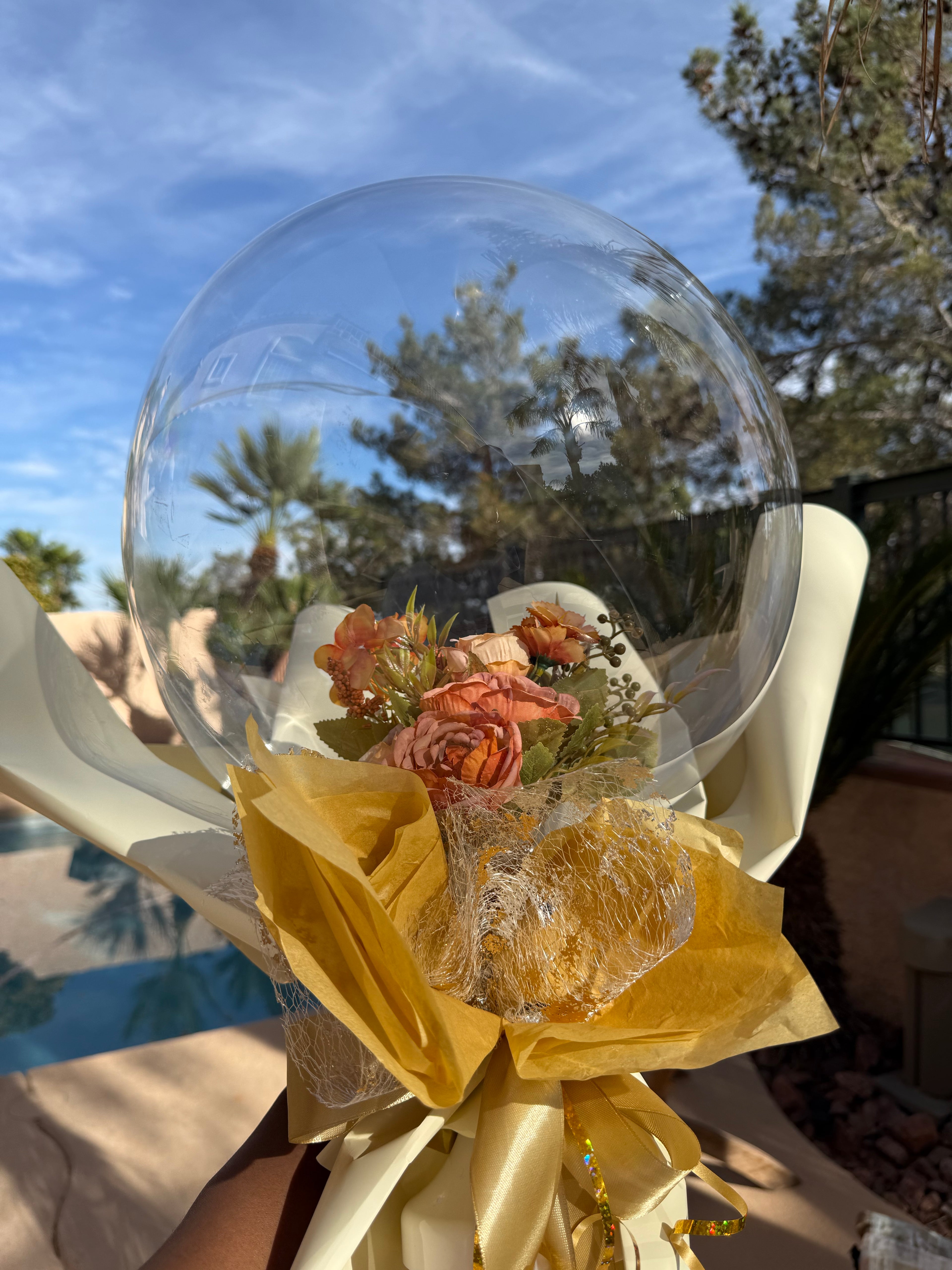 GOLDEN BLOOM BUBBLE