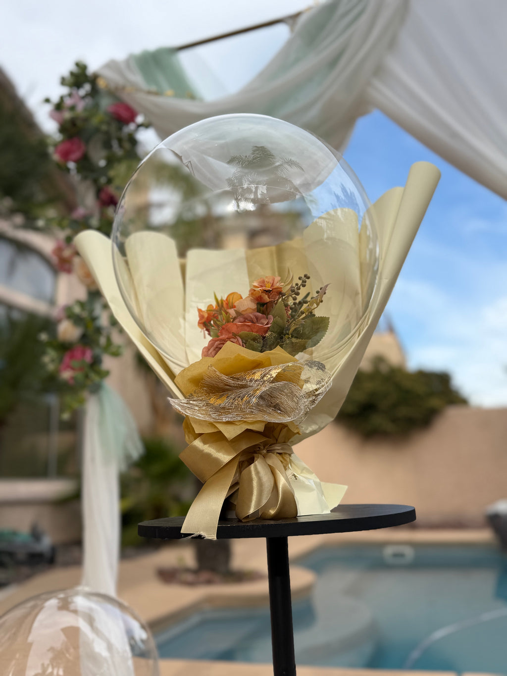GOLDEN BLOOM BUBBLE