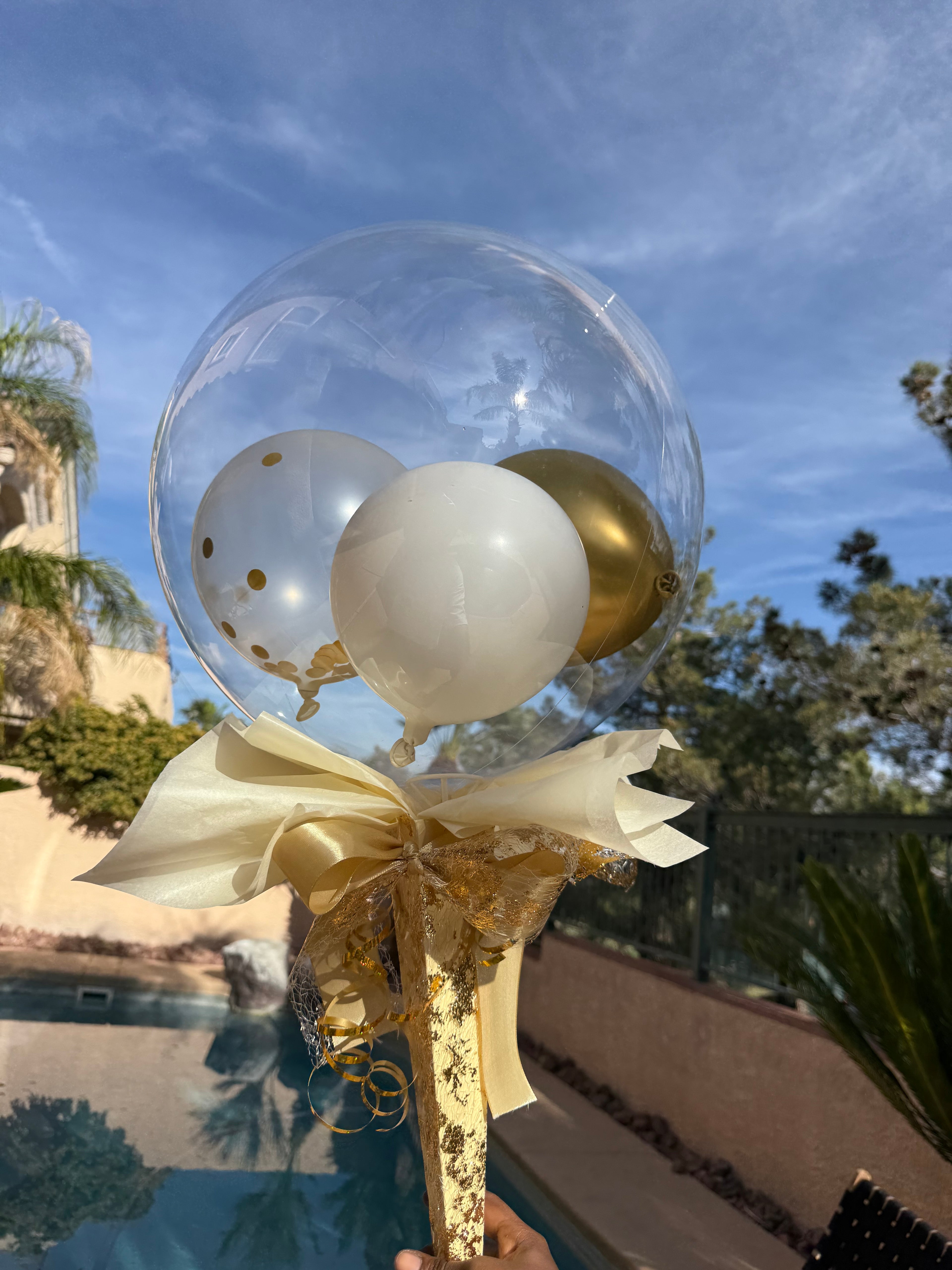 Golden Luxe Bubble 🎈✨