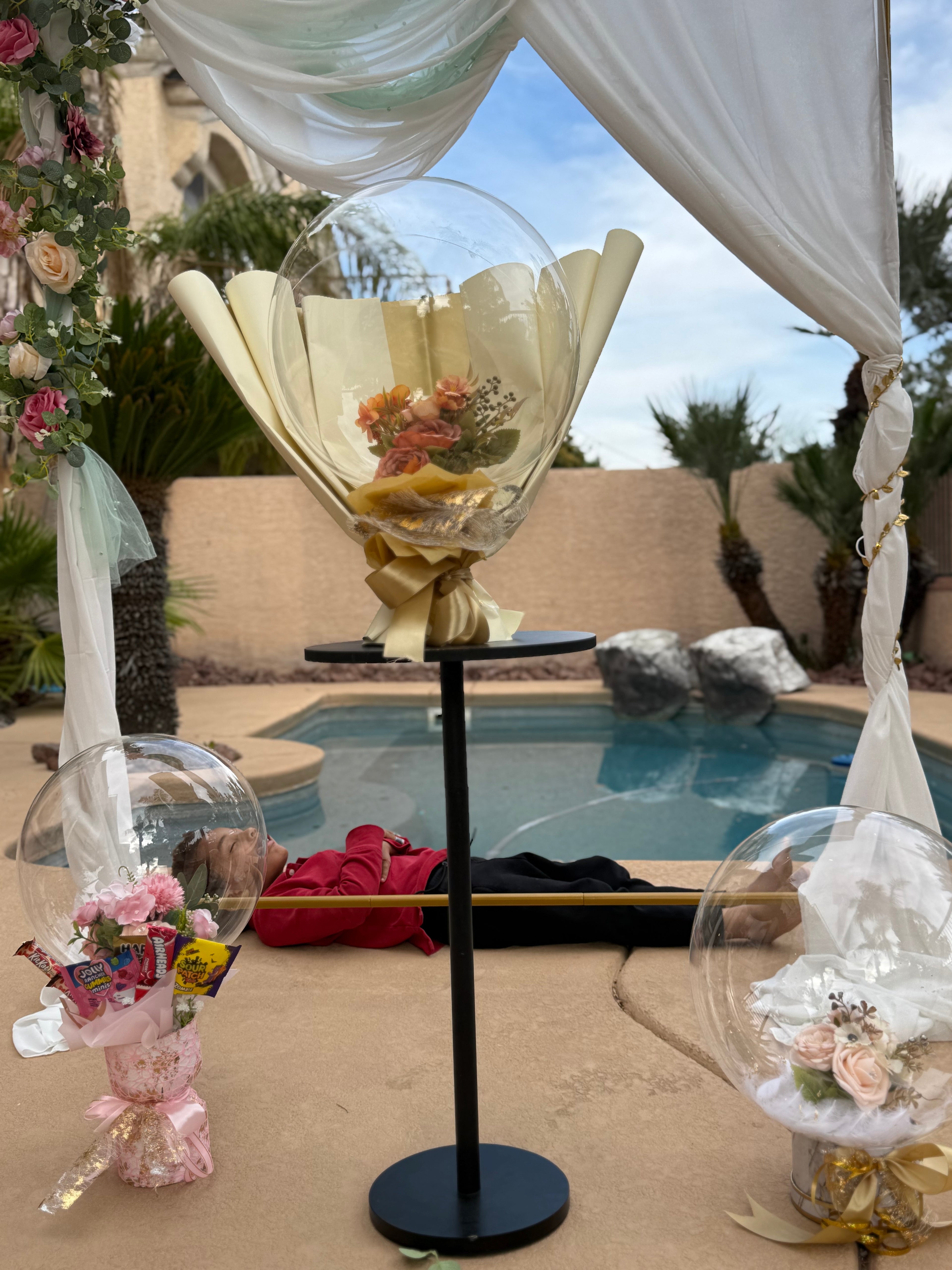 GOLDEN BLOOM BUBBLE