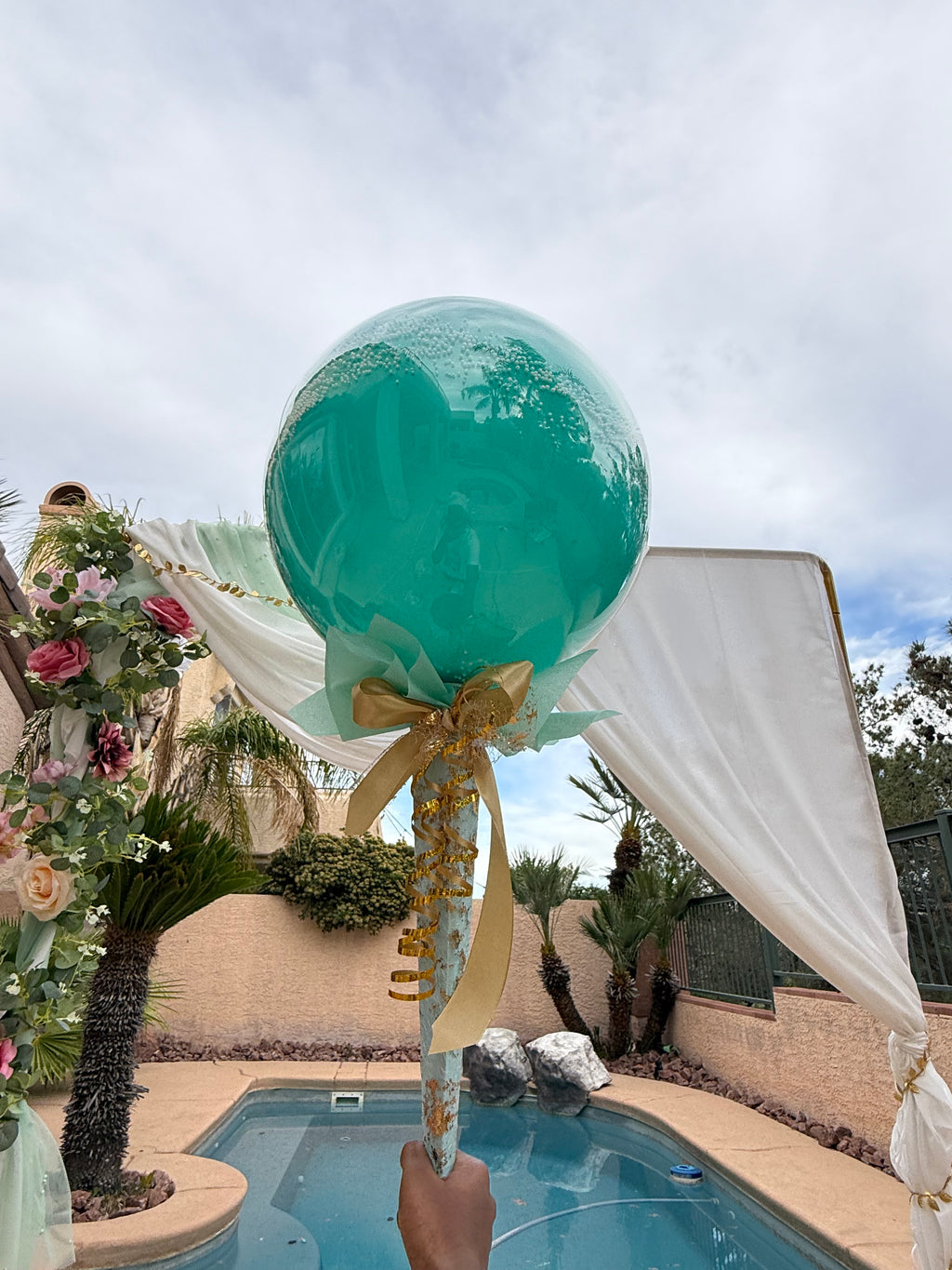 Teal Pearl Bubble Cone